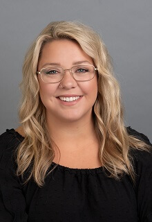 Receptionist Mackenzie